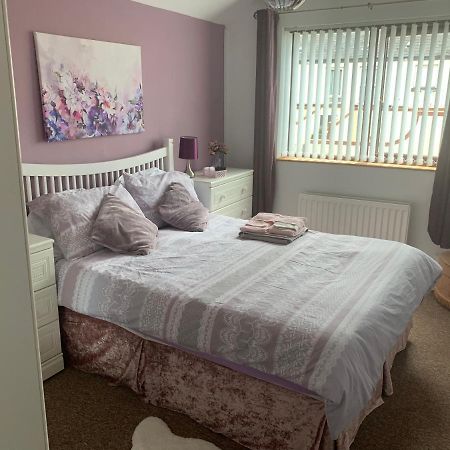 Minimum Stay Two Nights Larne Exterior foto