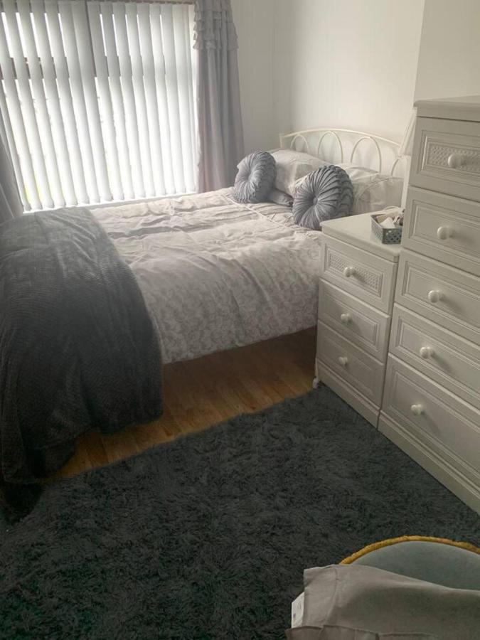 Minimum Stay Two Nights Larne Exterior foto